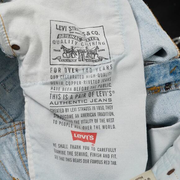 Vintage Levi’s 560 Cut-Off Denim Shorts Light Wash Made in USA 30” by Petros - Picture 12 of 12